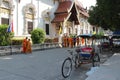 Double sens (Wat Chedi Luang - Chiang Mai - ThaÃÂ¯lande)